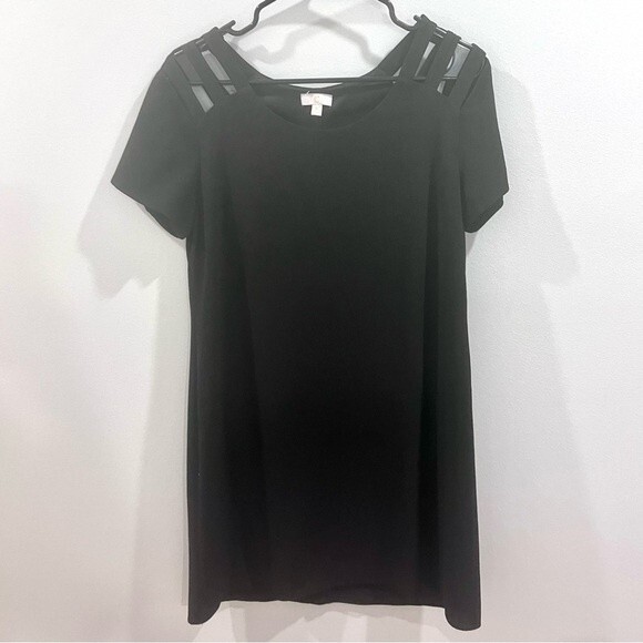 Black cutout shoulder shift dress size medium - Picture 3 of 7